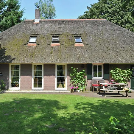Vakantiehuis Modern Farmhouse In Emst With A Beautiful Terrace And Garden
